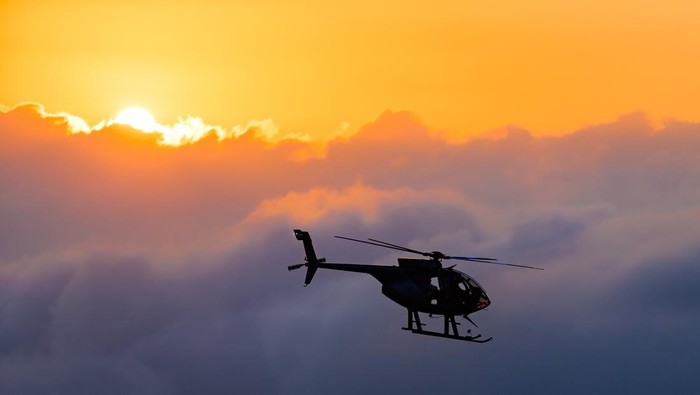 Kejadian Terulang Kembali, Helikopter Terjerat Layangan di GWK Bali